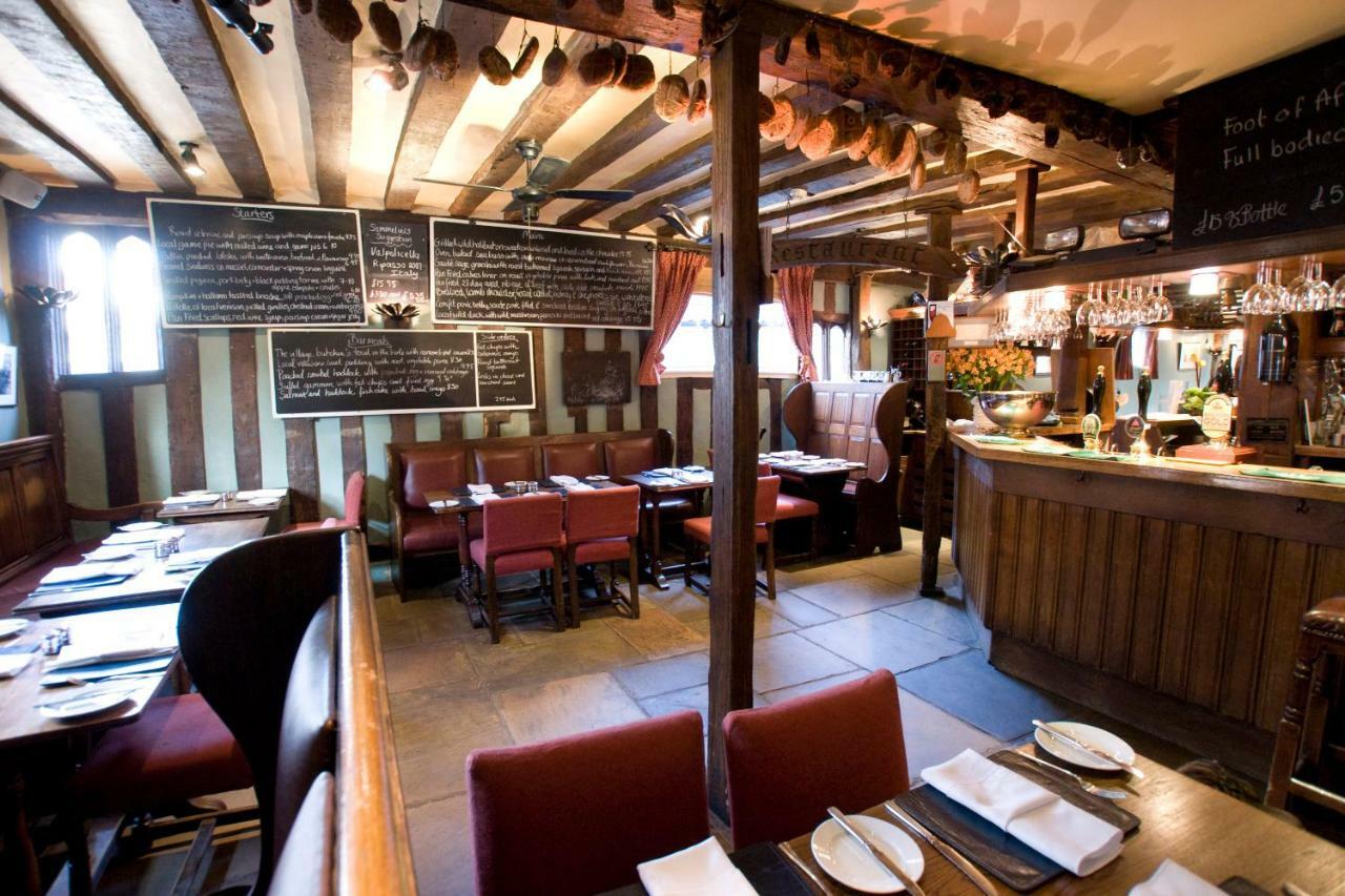 The Bell Inn Hotel Horndon-on-the-Hill Esterno foto